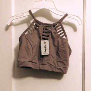 NWT Buckle Bandeau